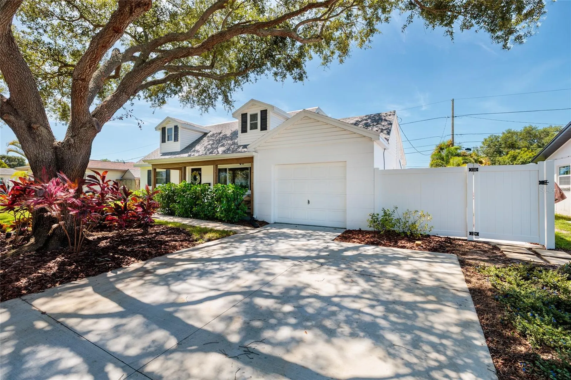 5950 35th Avenue N St Petersburg FL 33710