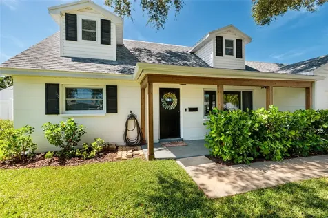5950 35th Avenue N St Petersburg FL 33710