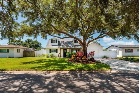 5950 35th Avenue N St Petersburg FL 33710