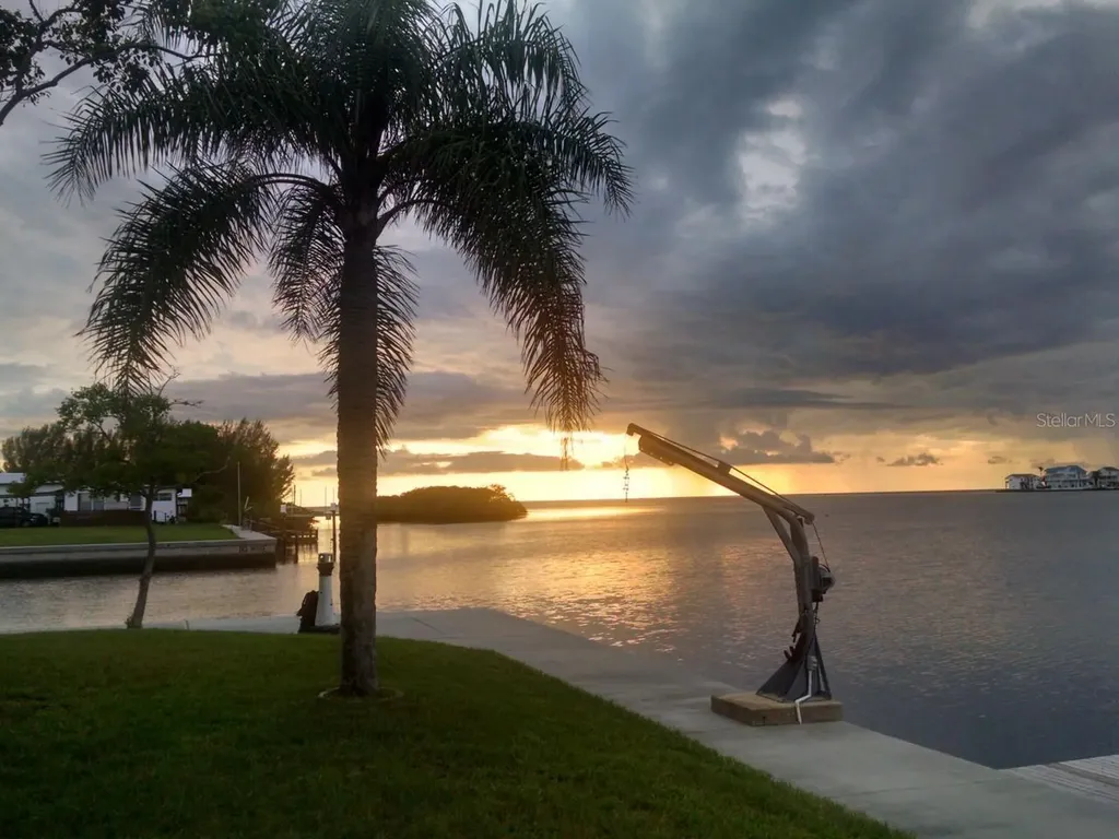 13113 Keel Court Hudson FL 34667