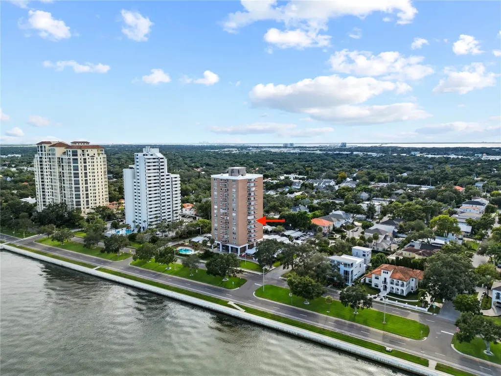 4015 Bayshore Boulevard Tampa FL 33611