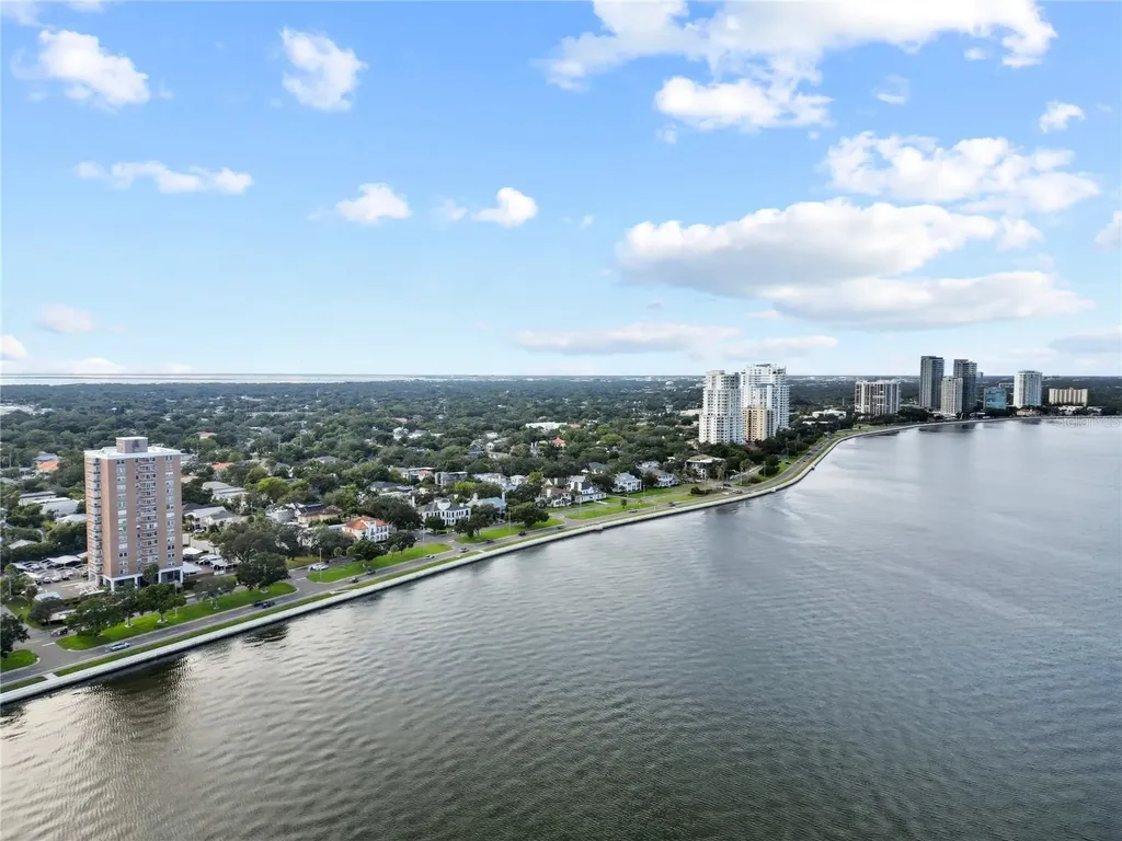 4015 Bayshore Boulevard Tampa FL 33611
