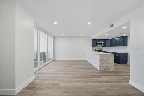 4015 Bayshore Boulevard Tampa FL 33611