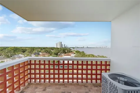 4015 Bayshore Boulevard Tampa FL 33611