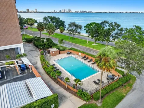 4015 Bayshore Boulevard Tampa FL 33611