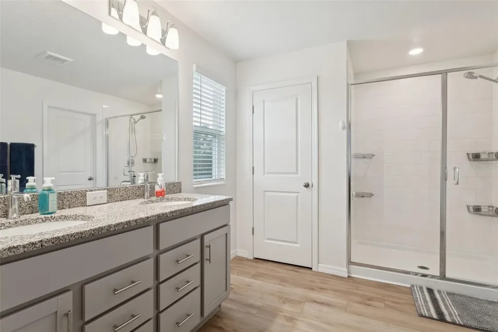 37402 Yukon Drive Zephyrhills FL 33540