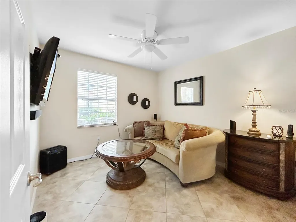 1025 Villagio Circle Sarasota FL 34237
