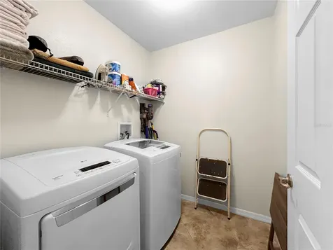 1025 Villagio Circle Sarasota FL 34237