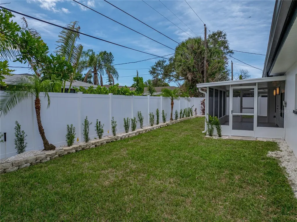 6709 Cardinal Drive S St Petersburg FL 33707