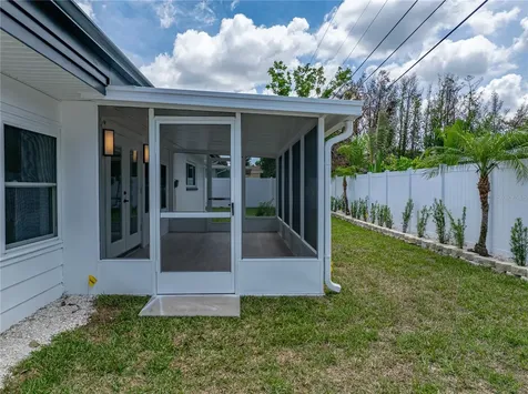 6709 Cardinal Drive S St Petersburg FL 33707