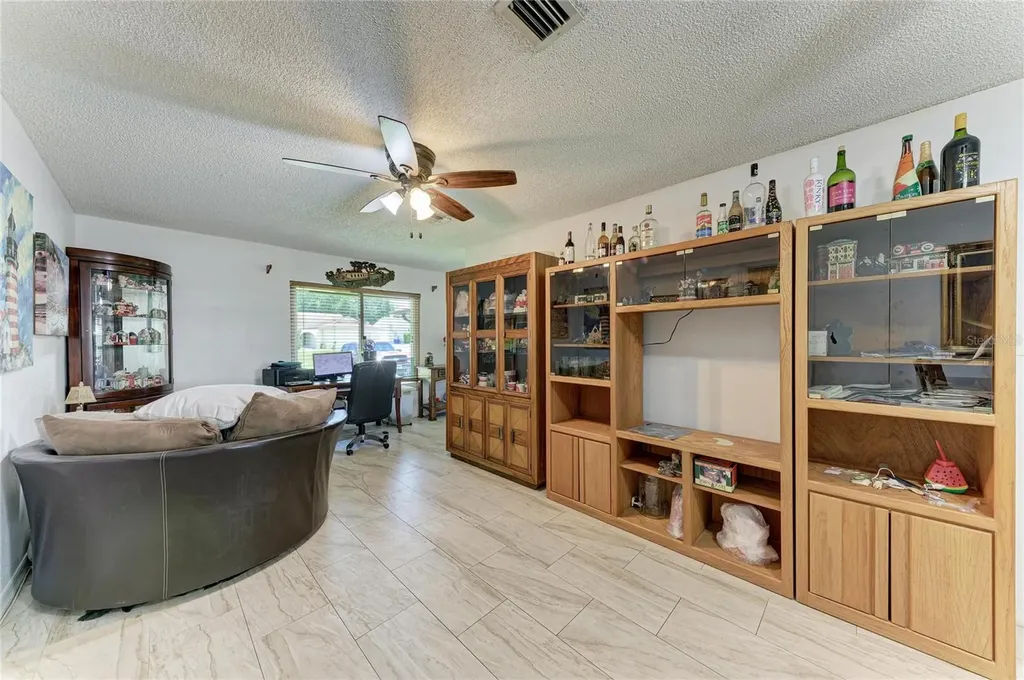 1520 Sunnyhills Drive Brandon FL 33510
