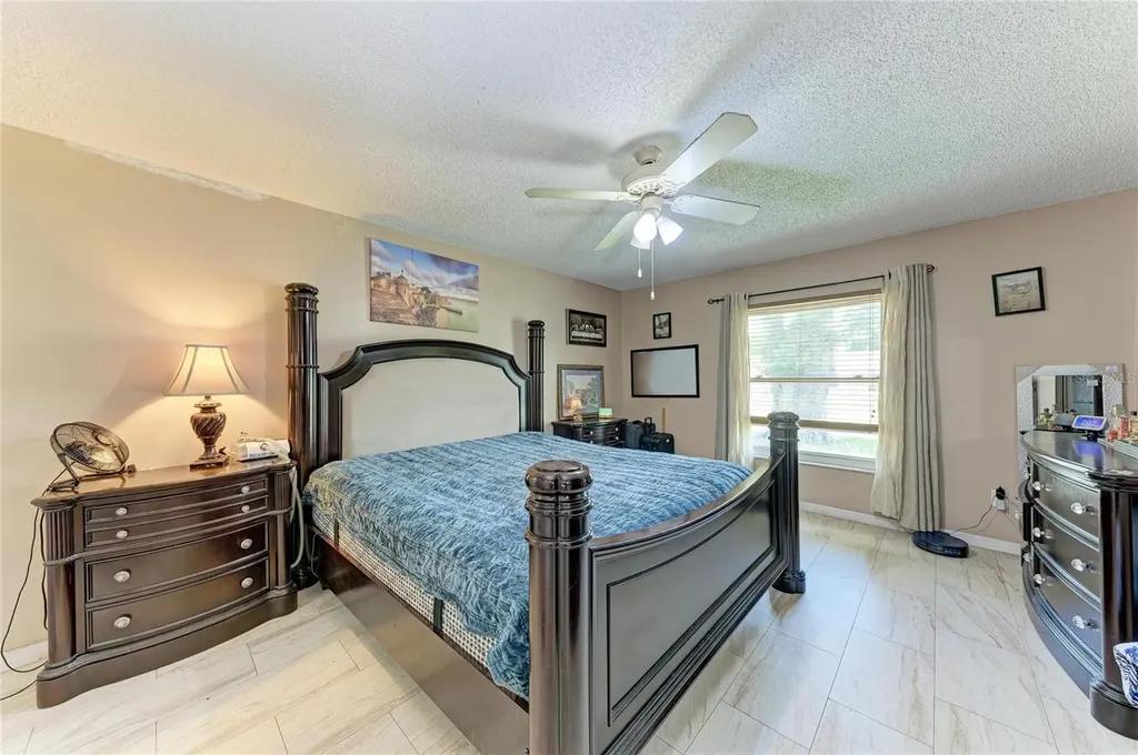 1520 Sunnyhills Drive Brandon FL 33510