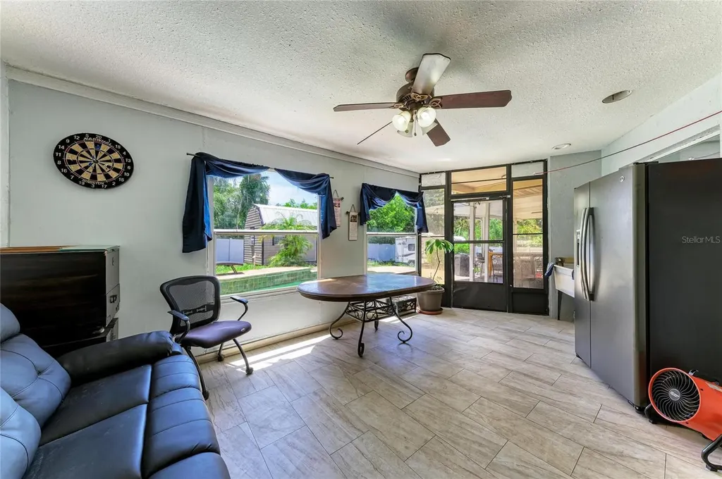 1520 Sunnyhills Drive Brandon FL 33510