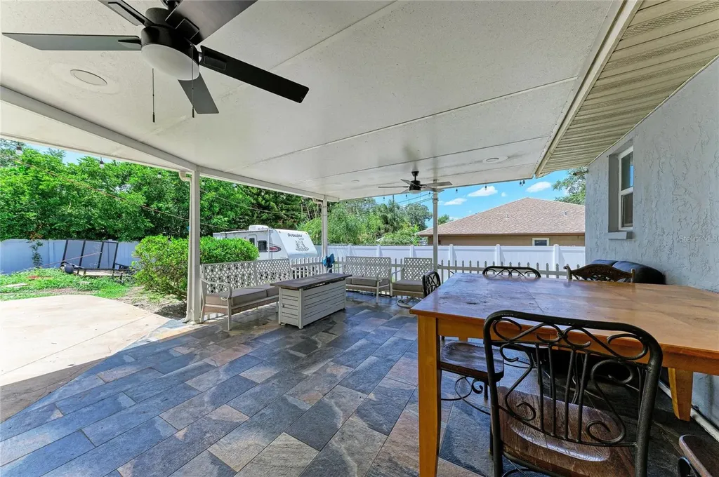 1520 Sunnyhills Drive Brandon FL 33510
