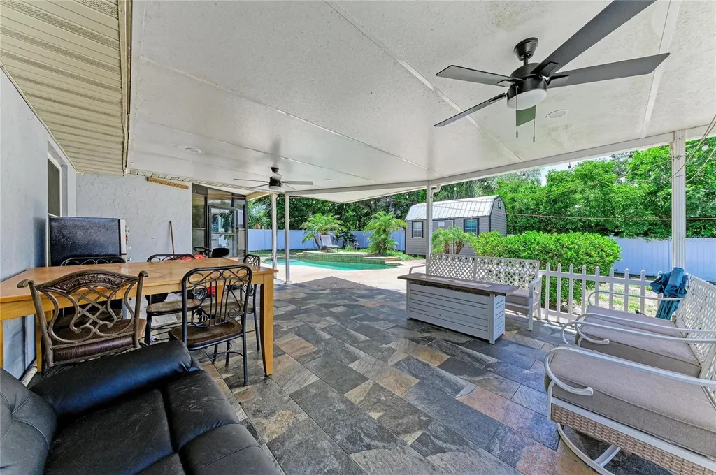 1520 Sunnyhills Drive Brandon FL 33510