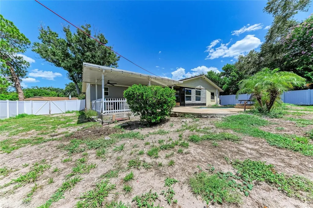 1520 Sunnyhills Drive Brandon FL 33510