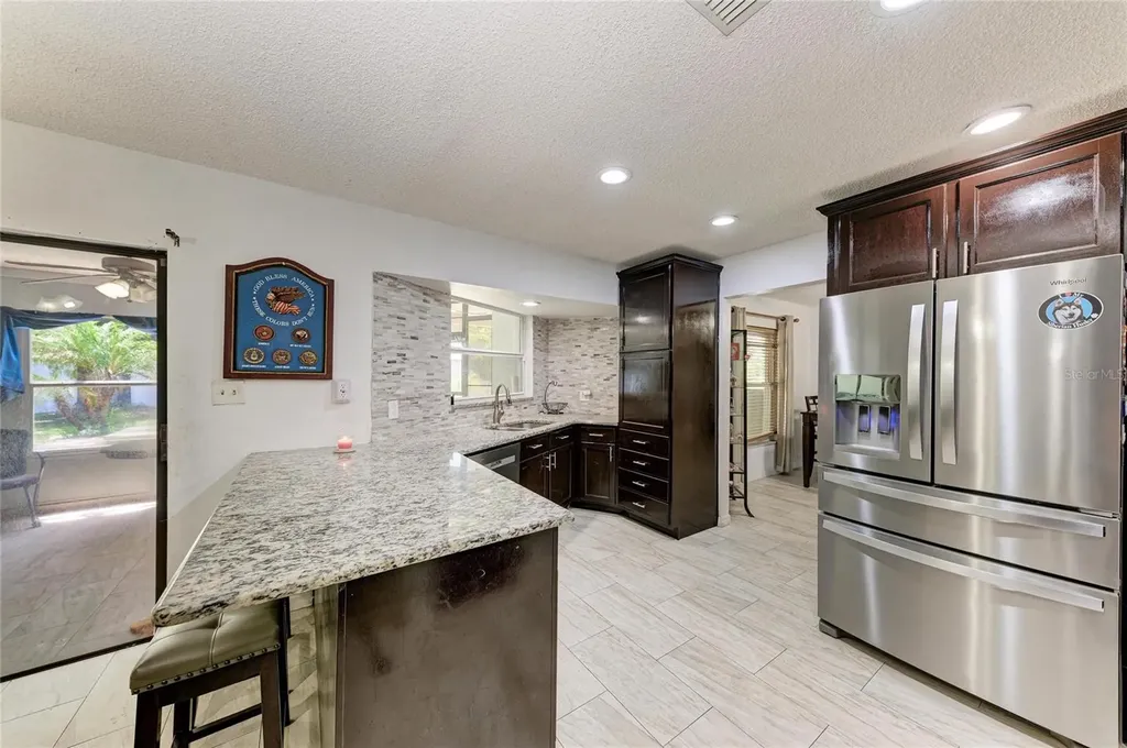 1520 Sunnyhills Drive Brandon FL 33510