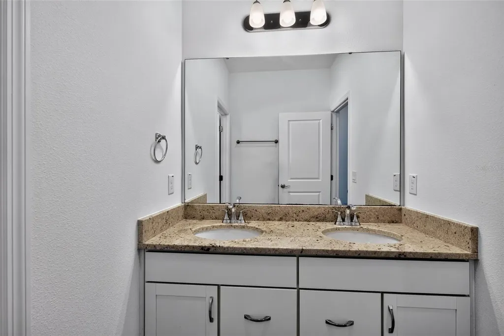762 Middleton Street Debary FL 32713