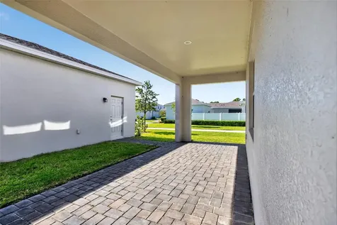 762 Middleton Street Debary FL 32713