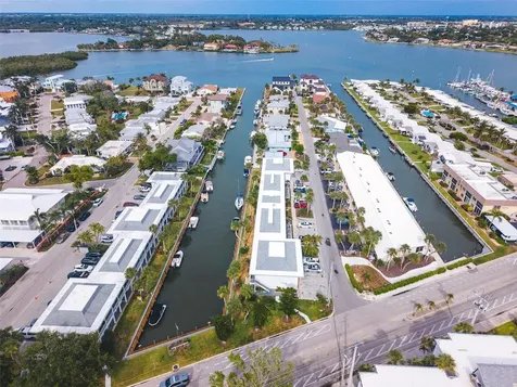 902 Gibbs Road Venice FL 34285
