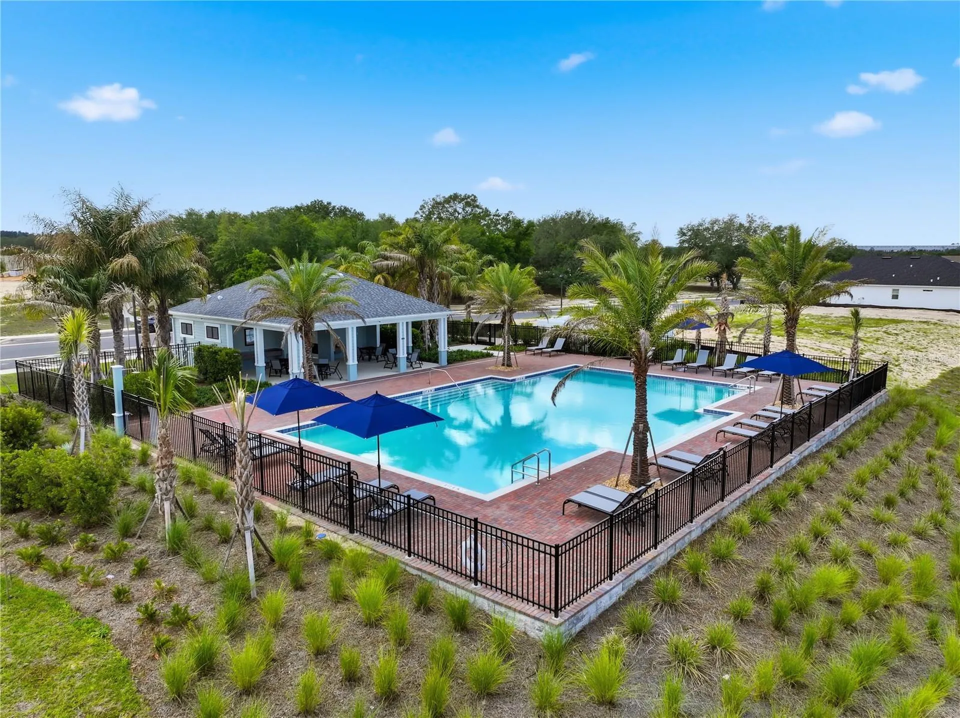 105 Greenhouse Grove Street Groveland FL 34736