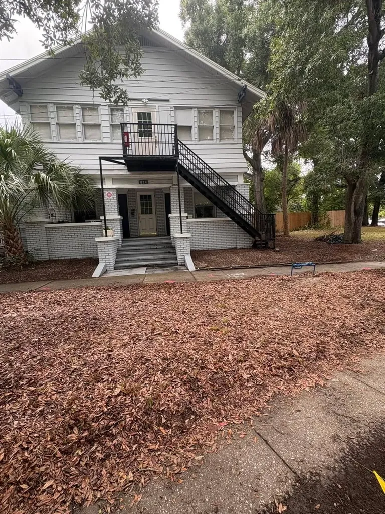 626 Highland Street N St Petersburg FL 33701