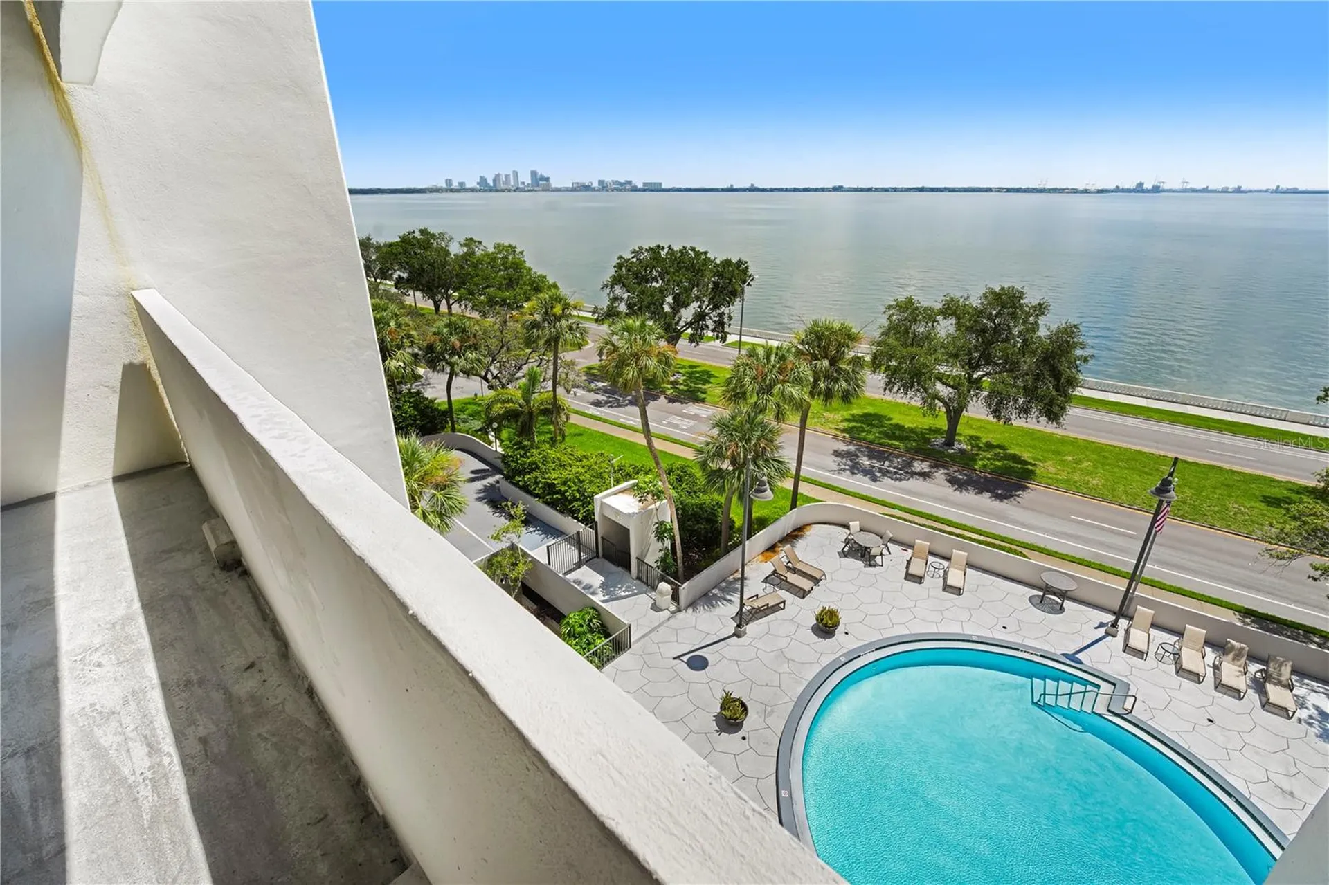 4141 Bayshore Boulevard Tampa FL 33611