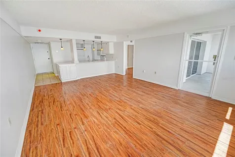 4141 Bayshore Boulevard Tampa FL 33611
