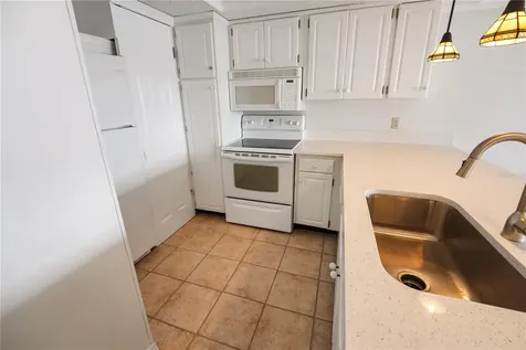 4141 Bayshore Boulevard Tampa FL 33611