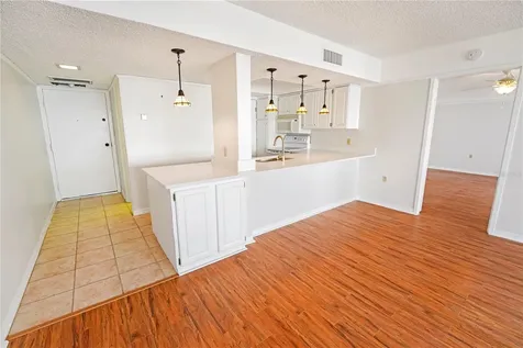 4141 Bayshore Boulevard Tampa FL 33611