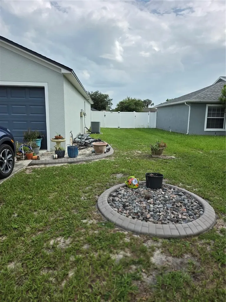212 Majestic Gardens Lane Winter Haven FL 33880