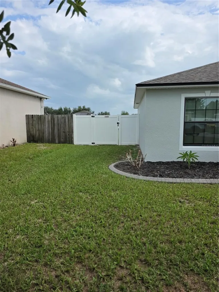 212 Majestic Gardens Lane Winter Haven FL 33880
