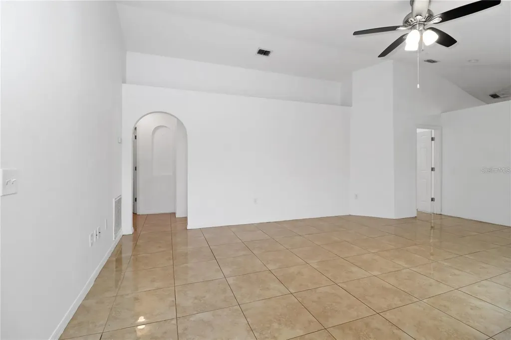10437 Opus Drive Riverview FL 33579