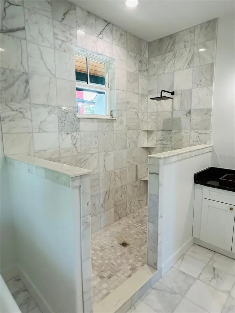 296 NW 12th Avenue Gainesville FL 32601