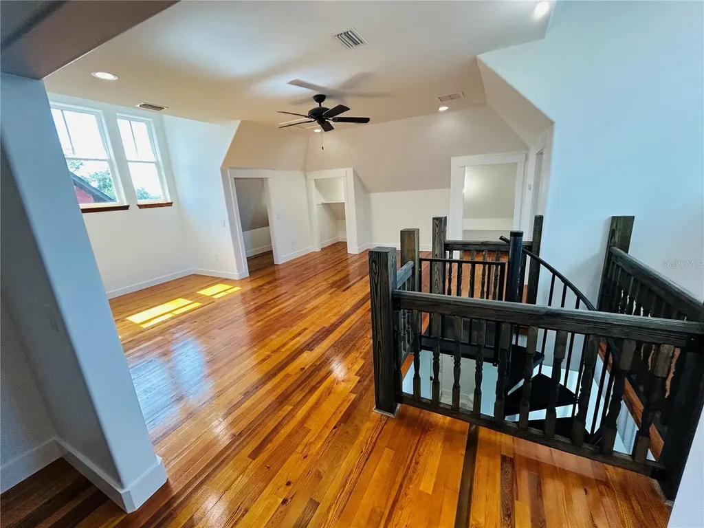 296 NW 12th Avenue Gainesville FL 32601