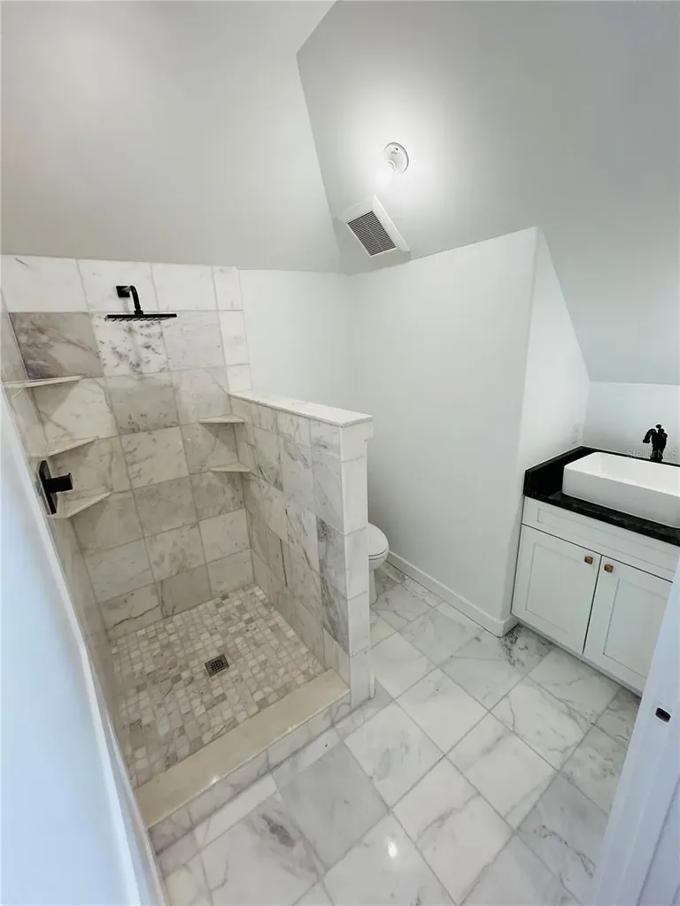 296 NW 12th Avenue Gainesville FL 32601