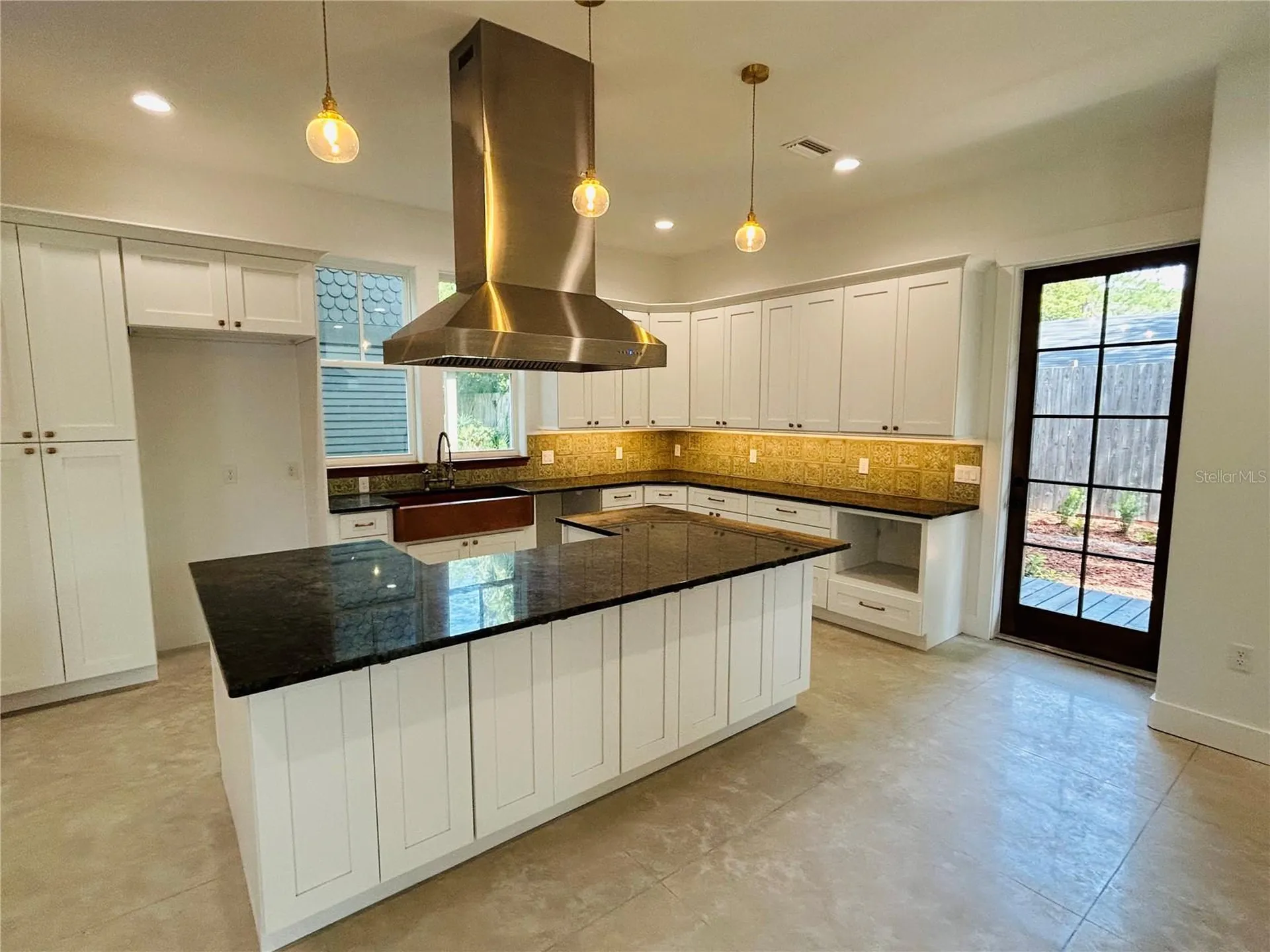 296 NW 12th Avenue Gainesville FL 32601