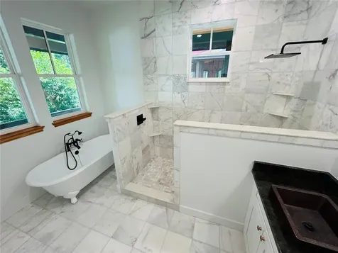 296 NW 12th Avenue Gainesville FL 32601
