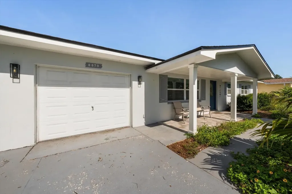 8879 111th Street Seminole FL 33772