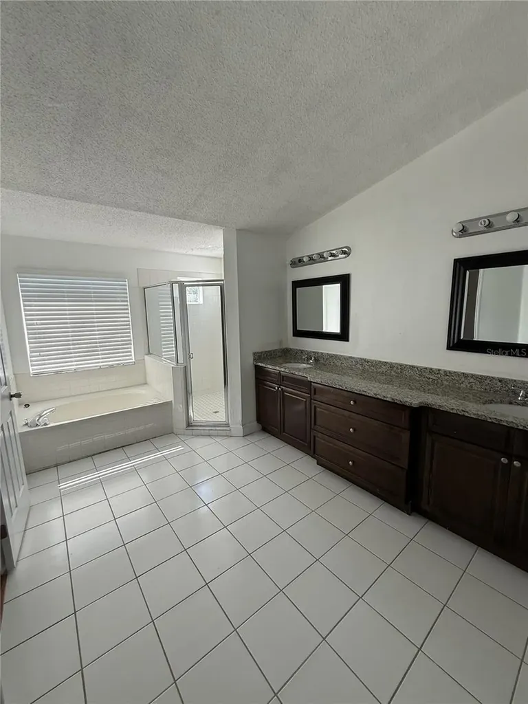 3211 Brewster Drive Kissimmee FL 34743