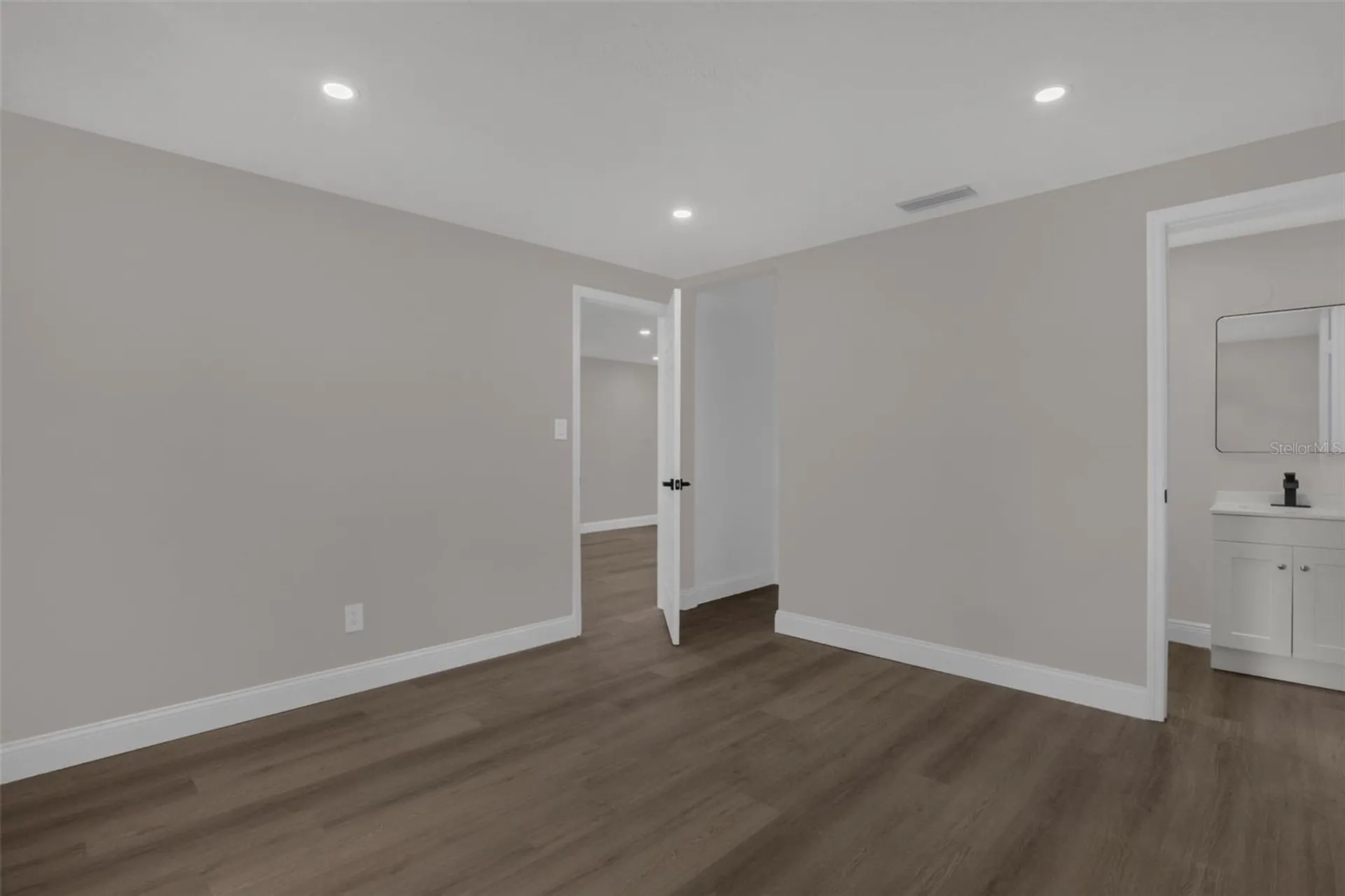 518 Lavon Drive Altamonte Springs FL 32701