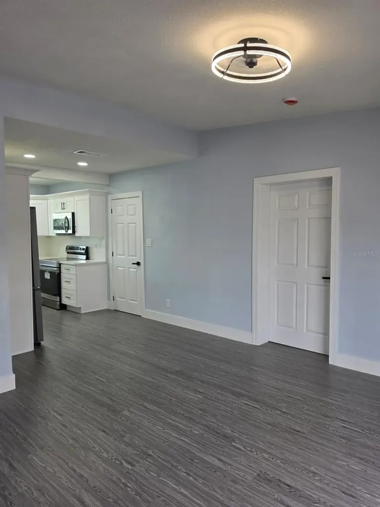 7710 Coral Vine Lane Tampa FL 33619