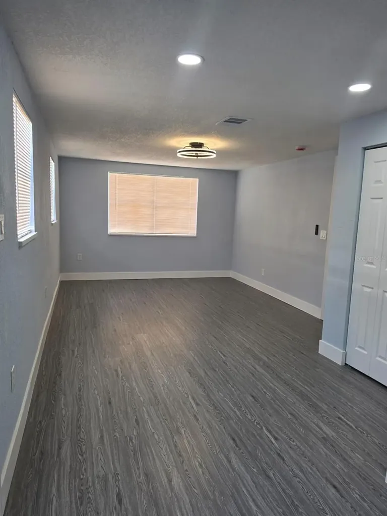 7710 Coral Vine Lane Tampa FL 33619