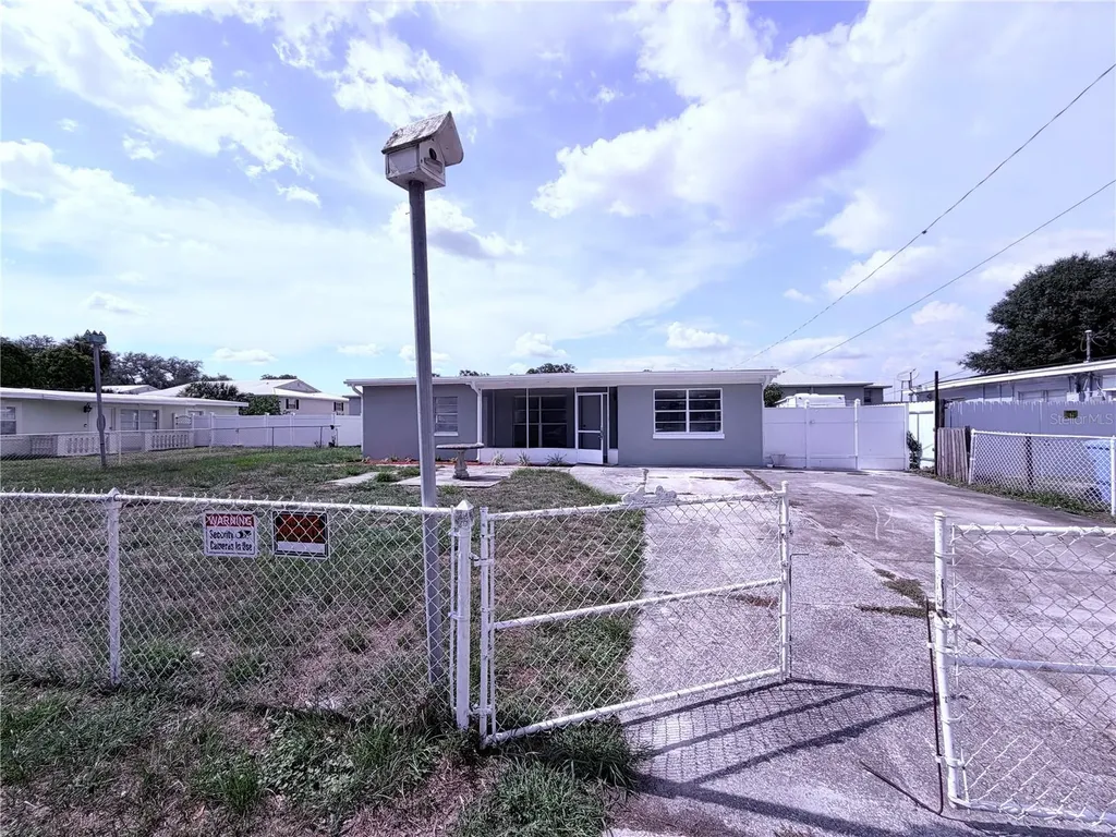7710 Coral Vine Lane Tampa FL 33619