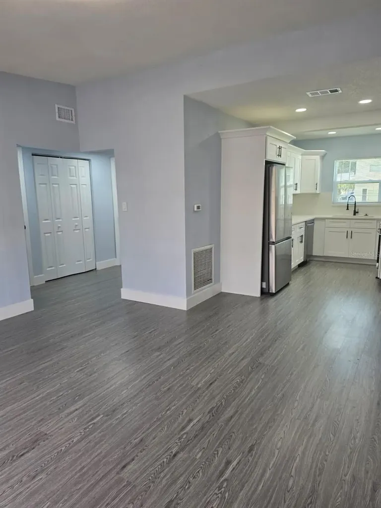 7710 Coral Vine Lane Tampa FL 33619