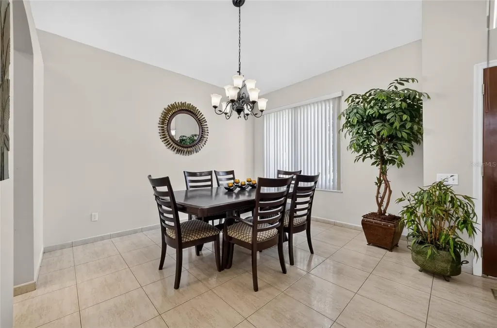 3577 Clear Stream Drive Orlando FL 32822