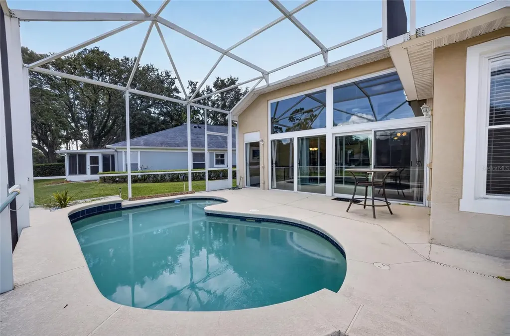 3577 Clear Stream Drive Orlando FL 32822