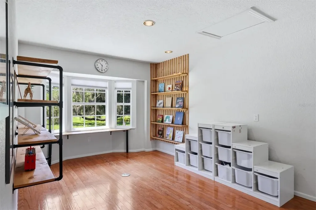 3810 Hidden River Road Sarasota FL 34240