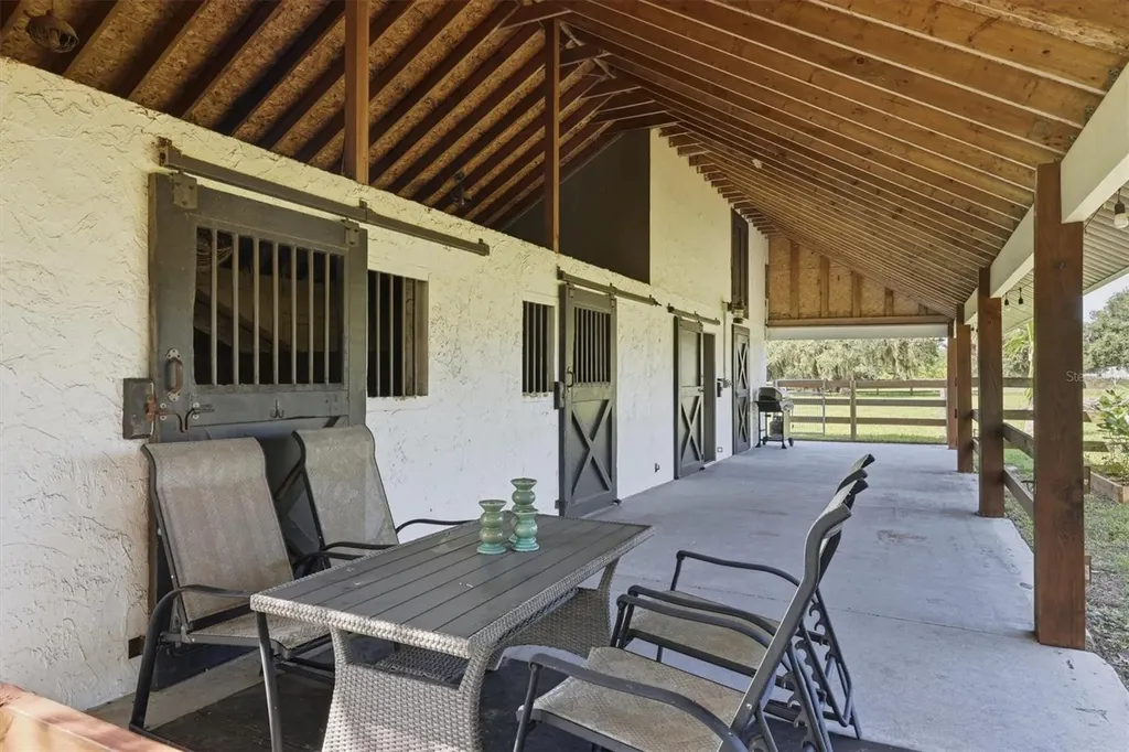 3810 Hidden River Road Sarasota FL 34240