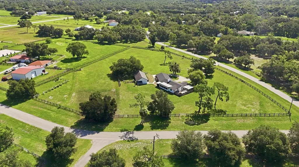 3810 Hidden River Road Sarasota FL 34240